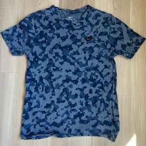 Nike Men's Short Sleeve Blue Camouflage Tee